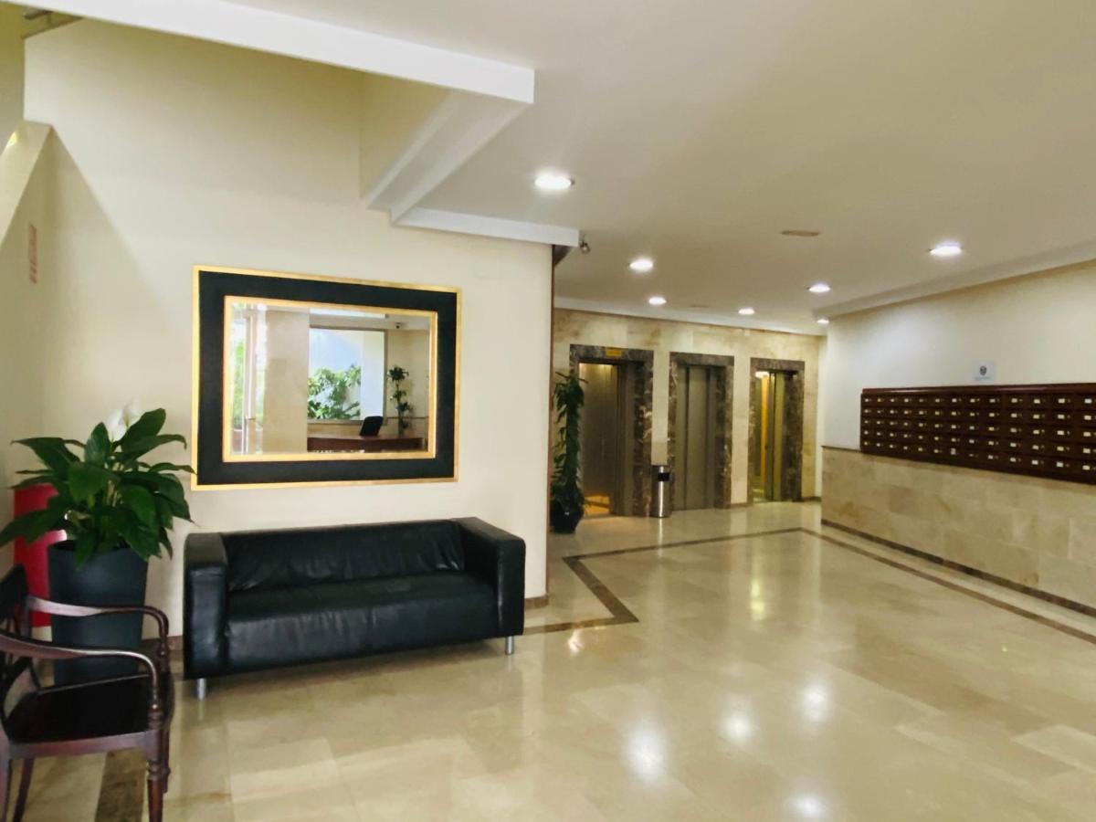 First Line! Art-apartment On The Seafront Of With Swimming Pool Apartment