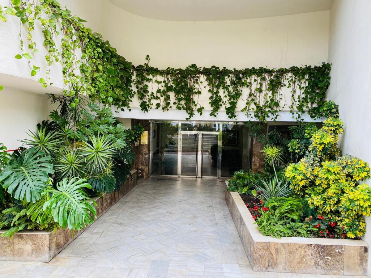 First Line! Art-apartment On The Seafront Of With Swimming Pool Appartamento *