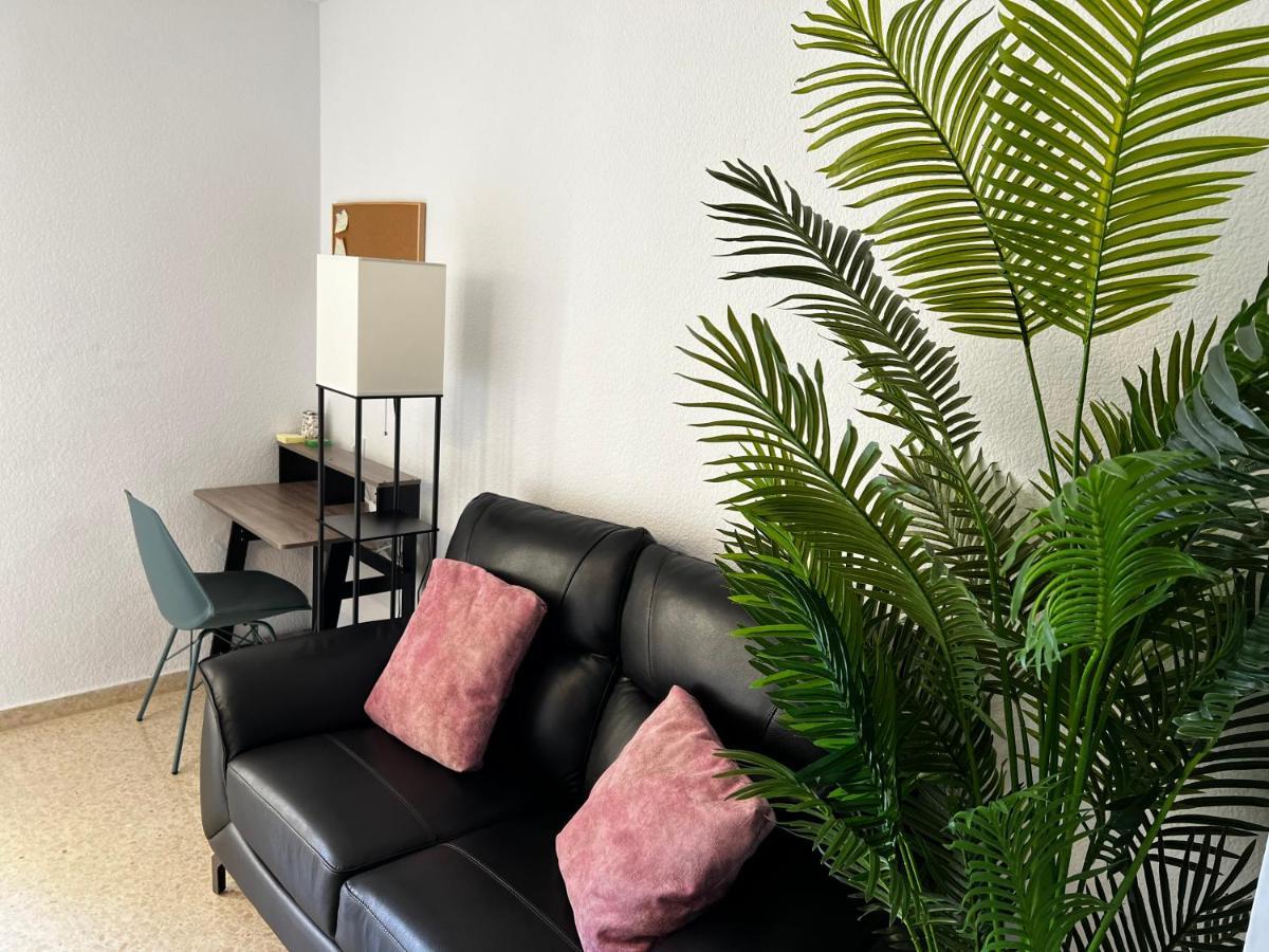 Appartamento First Line! Art-apartment On The Seafront Of With Swimming Pool
